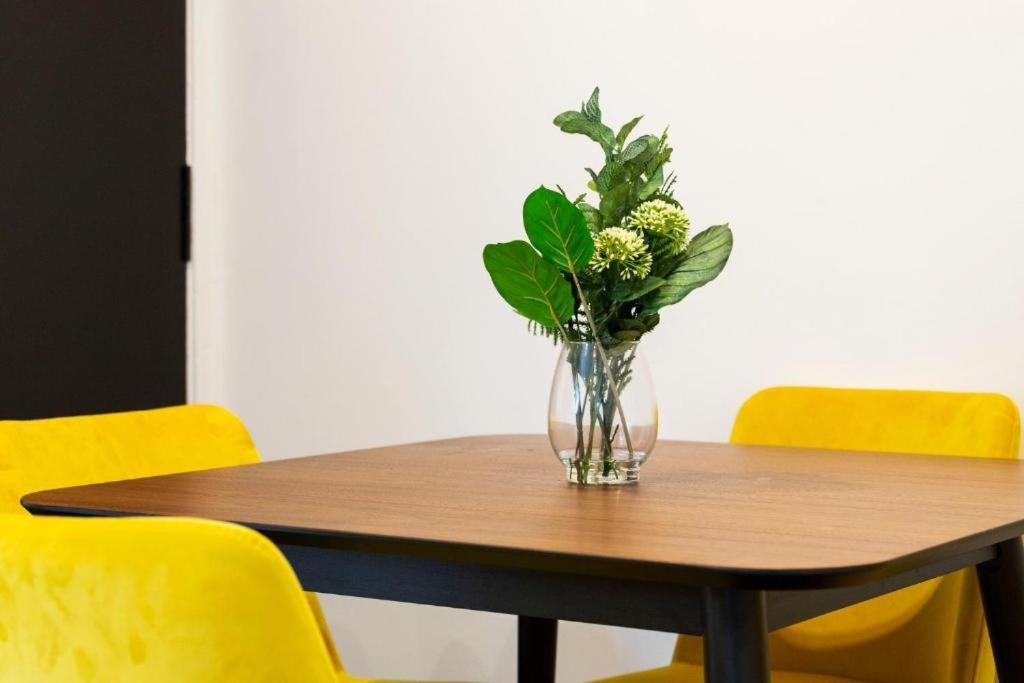 Stylish 3 Bed Edinburgh Abode - Parking And Garden Villa Buitenkant foto