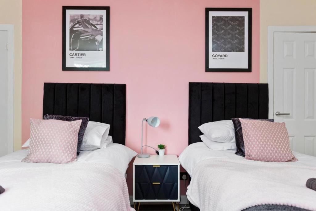 Stylish 3 Bed Edinburgh Abode - Parking And Garden Villa Buitenkant foto