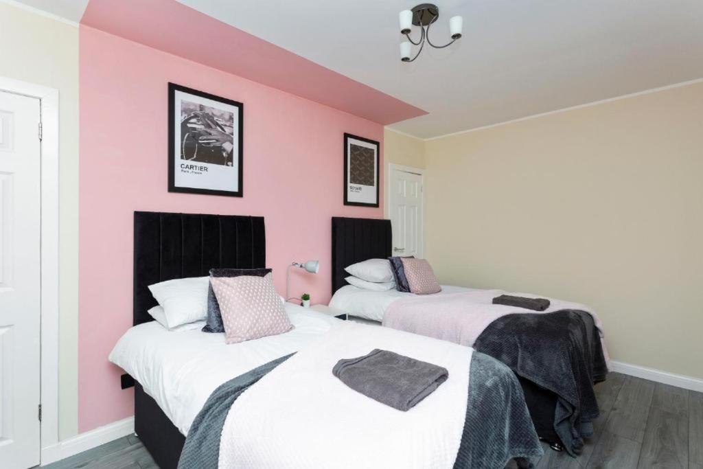 Stylish 3 Bed Edinburgh Abode - Parking And Garden Villa Buitenkant foto