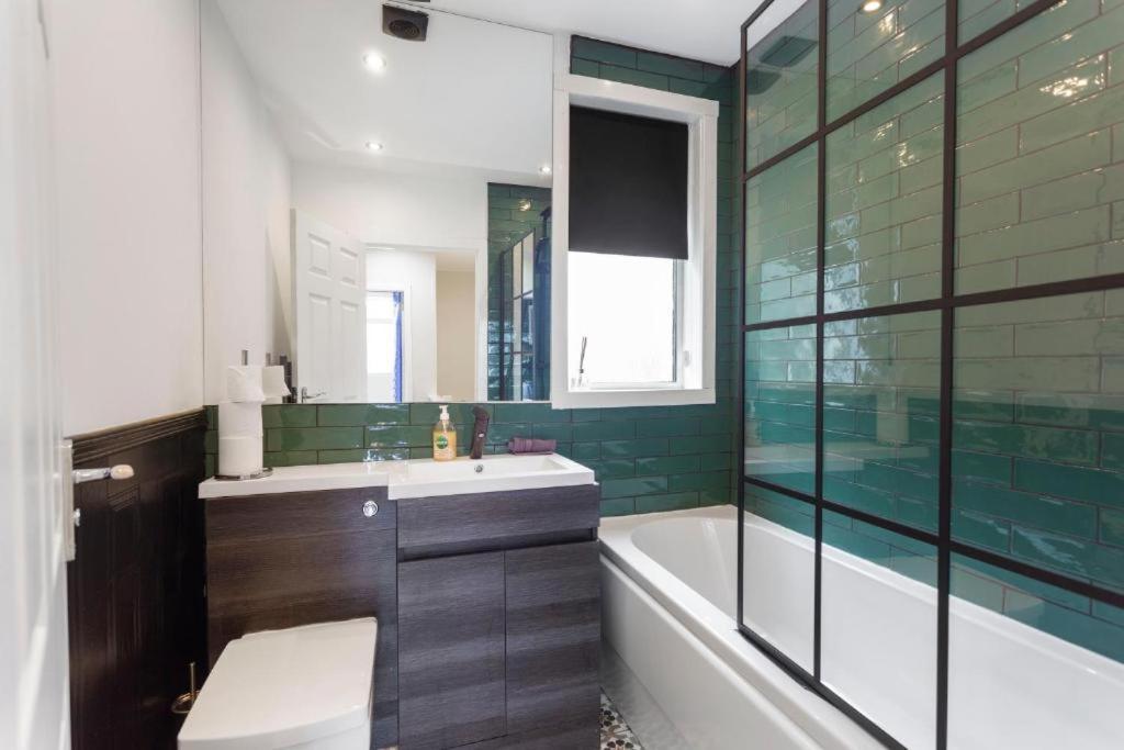 Stylish 3 Bed Edinburgh Abode - Parking And Garden Villa Buitenkant foto